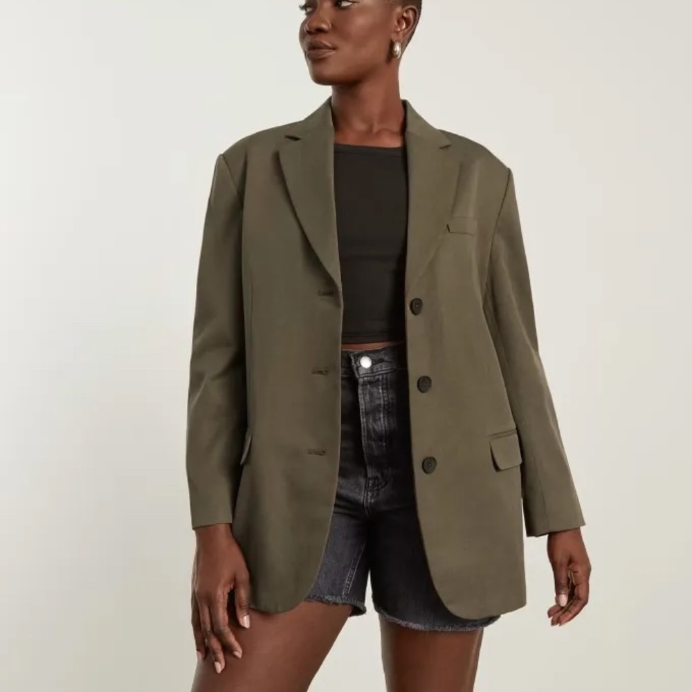 Everlane 80s Blazer